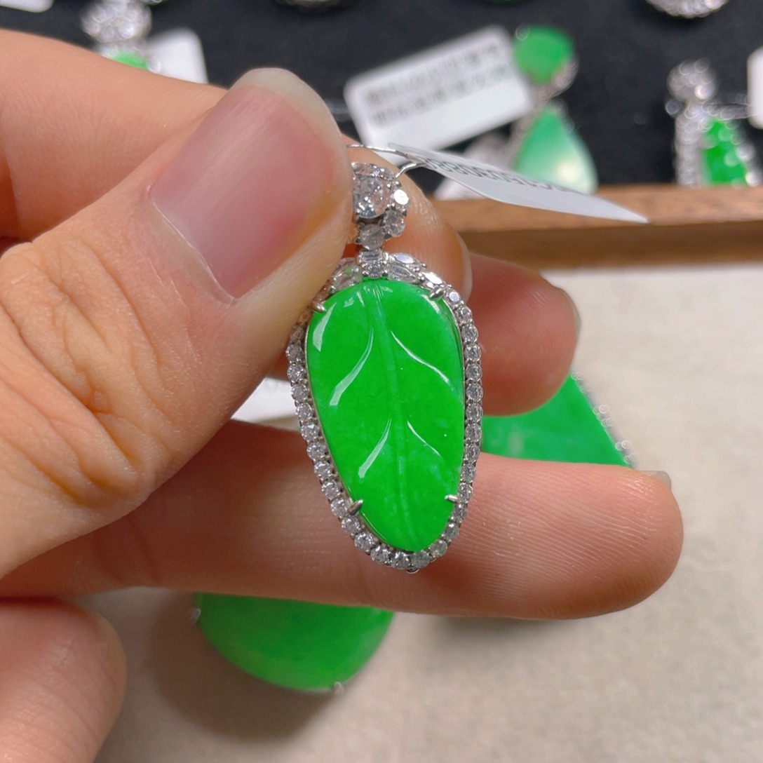 翡翠吊坠(不含链)银S925镶嵌