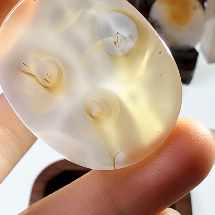 玛瑙/玉髓未镶嵌珠宝半成品