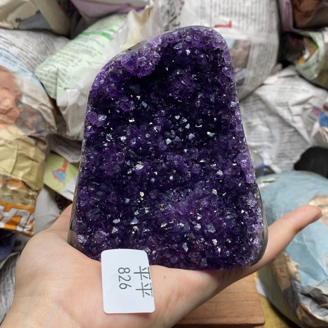 紫晶乌拉圭未镶嵌