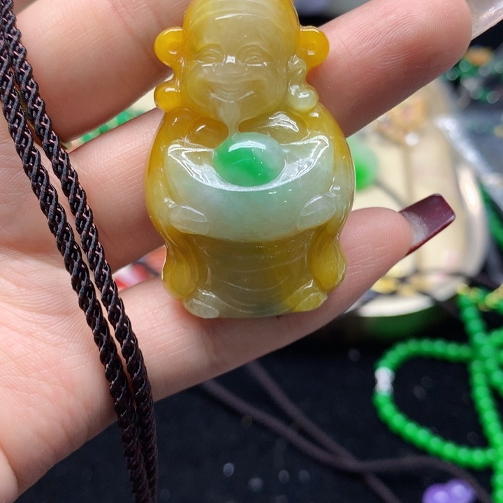 翡翠颈饰未镶嵌吊坠