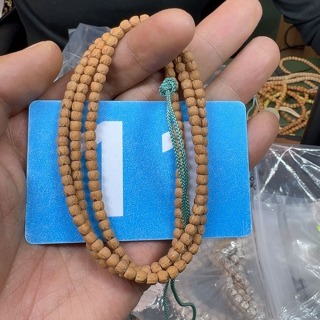 吊坠柏香籽/百香籽4小金豆。11