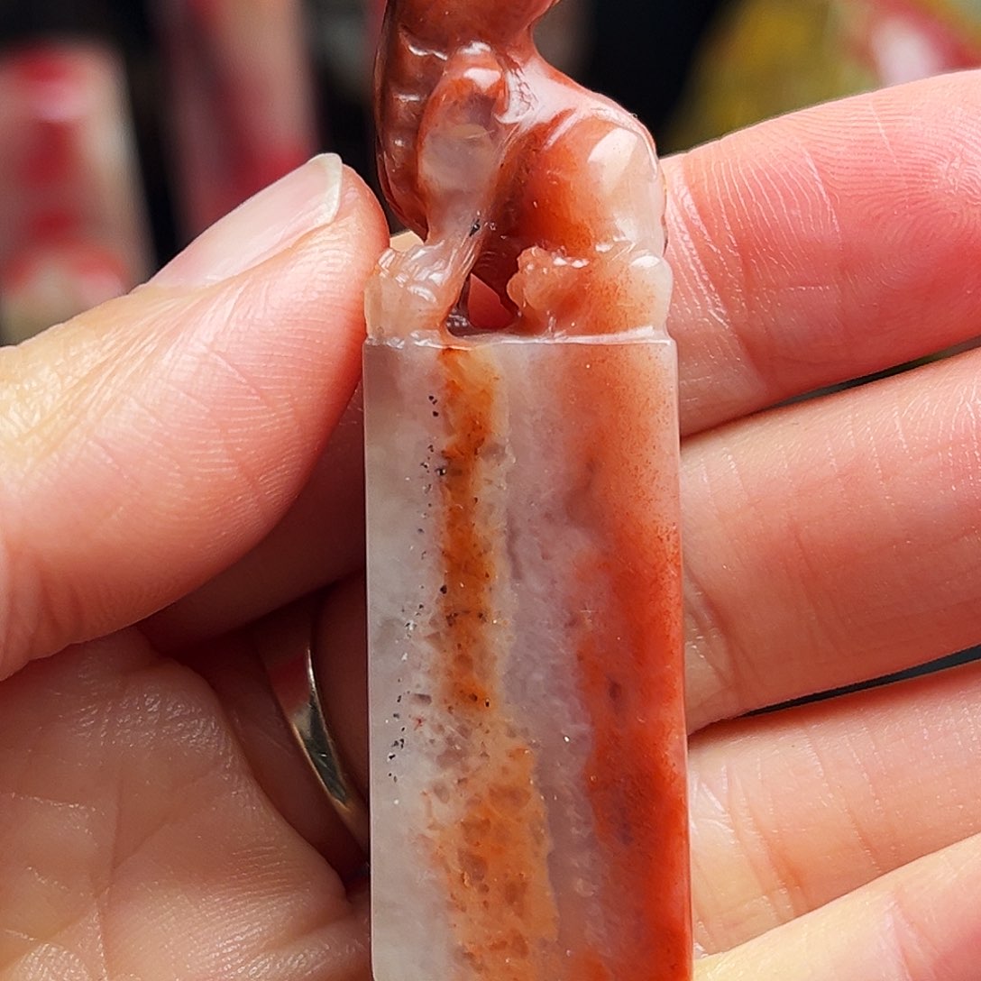 昌化石印石冻石狮钮扁章