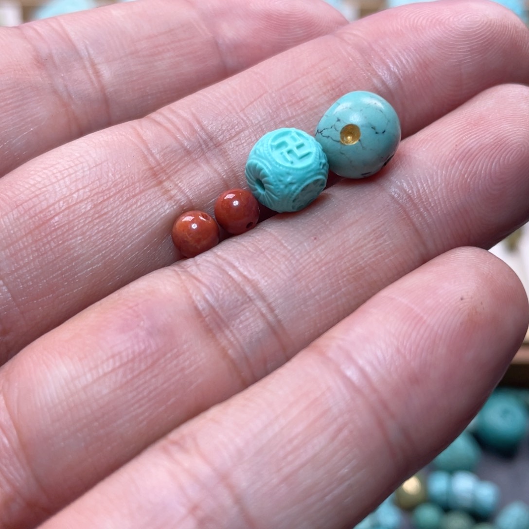 南红玛瑙配饰未镶嵌