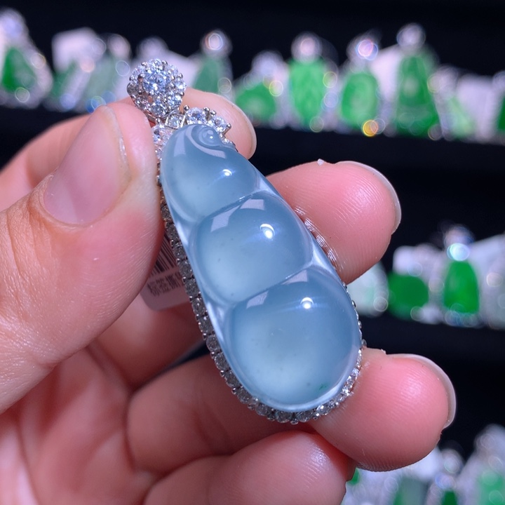 【闪购商品】颈饰银S925镶嵌翡翠天然翡翠