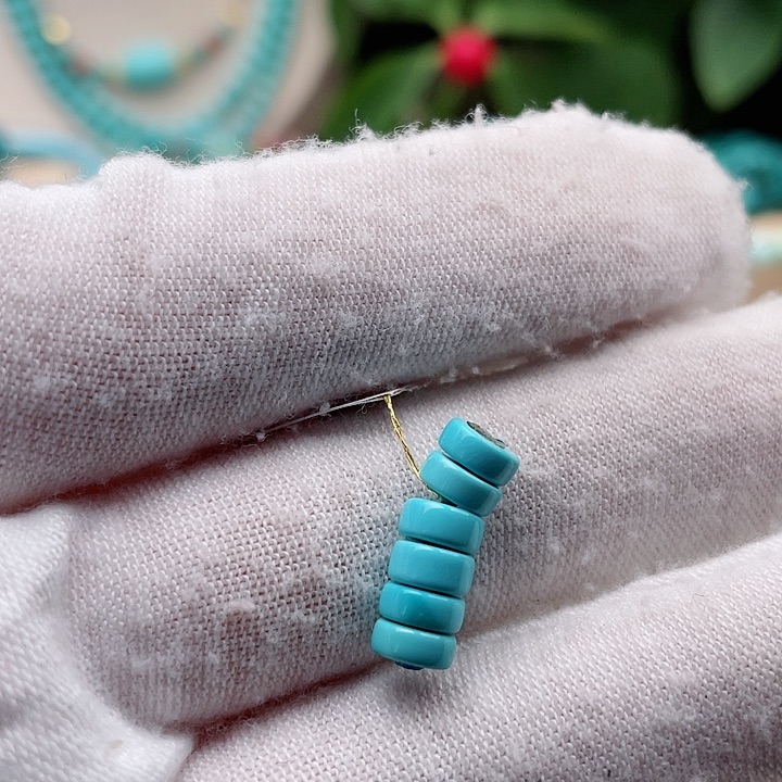 绿松石配饰未镶嵌