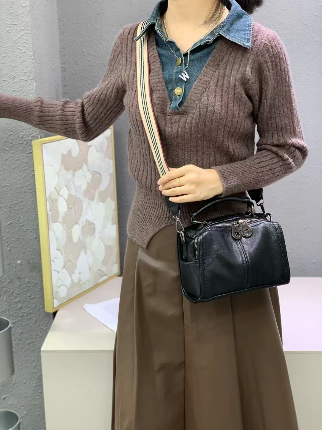 香港包包女2024新款多层真皮单肩手提包韩版斜挎包休闲百搭小包