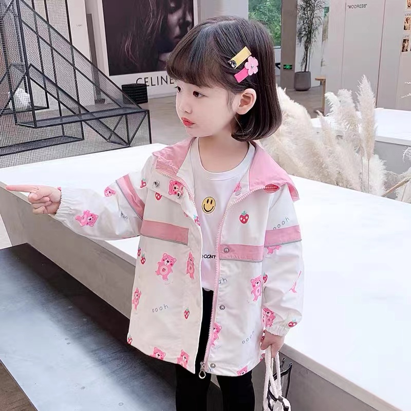 儿童2025春季新款百搭休闲宽松连帽满印外衣B0490