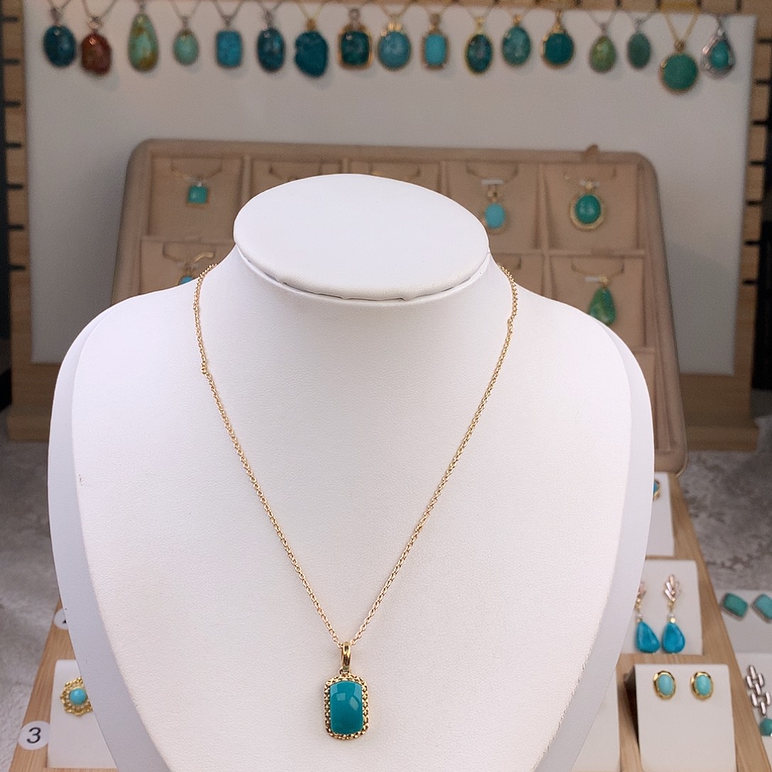 绿松石18K金镶嵌吊坠(不含链)