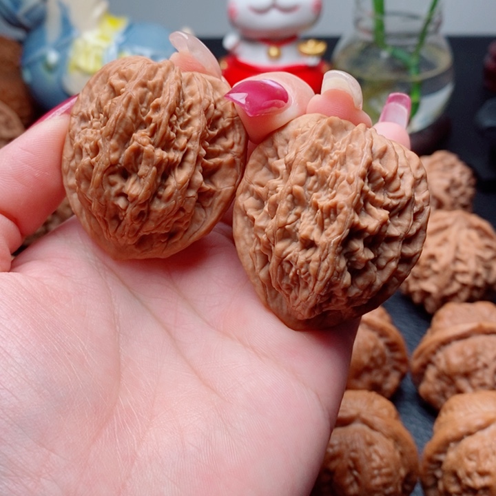 文玩核桃把件麦虎40