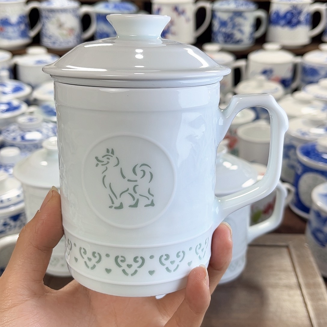华*景德镇陶瓷带茶漏杯