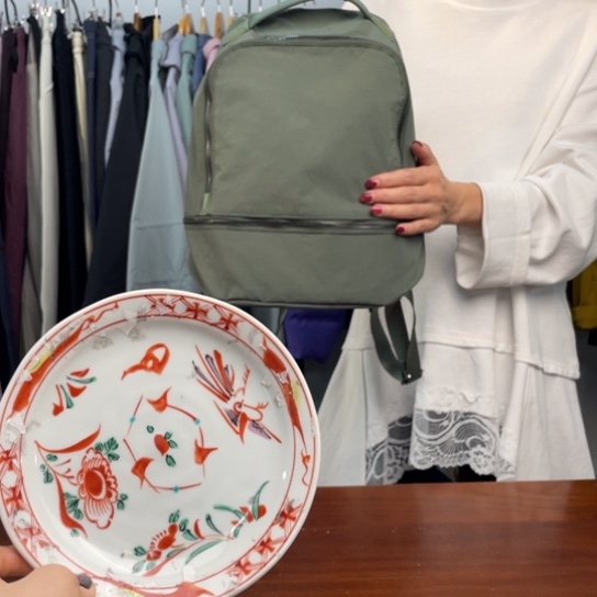 瓷片10升。。。。。。。。。。。。。。。