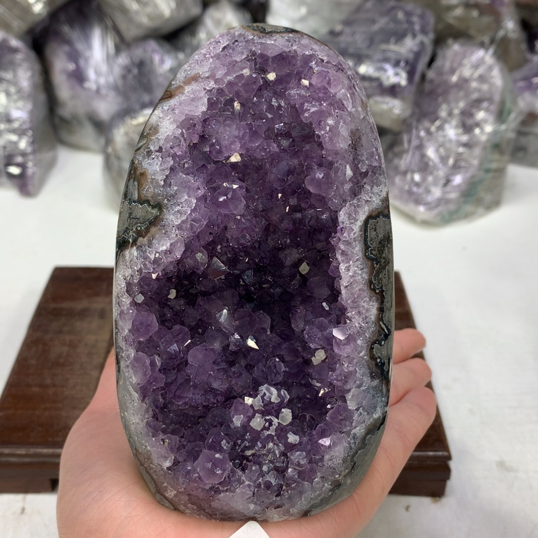 紫晶摆件未镶嵌水晶