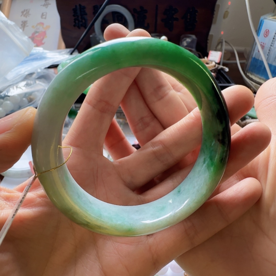 翡翠未镶嵌手镯翡翠500