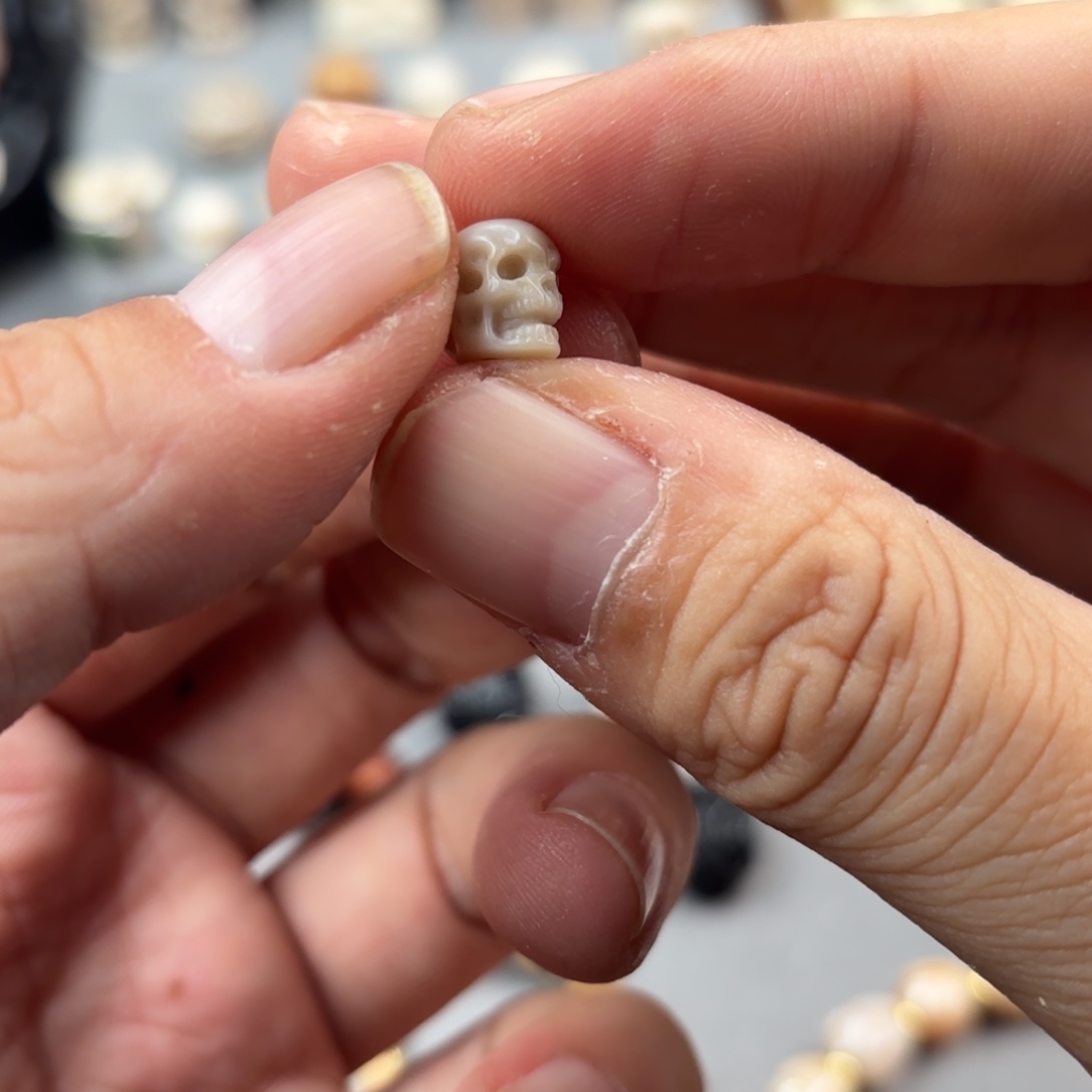 非金属珠改骷髅7.4