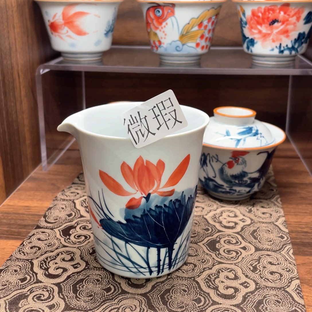 釉下手绘茶具微瑕