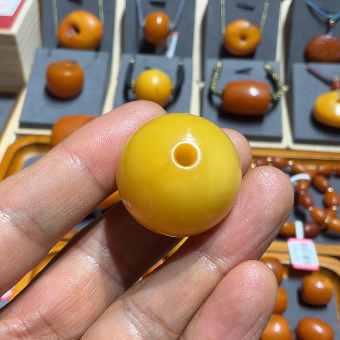 蜜蜡颈饰未镶嵌杞*天然老蜜蜡苹果圆单珠直径29