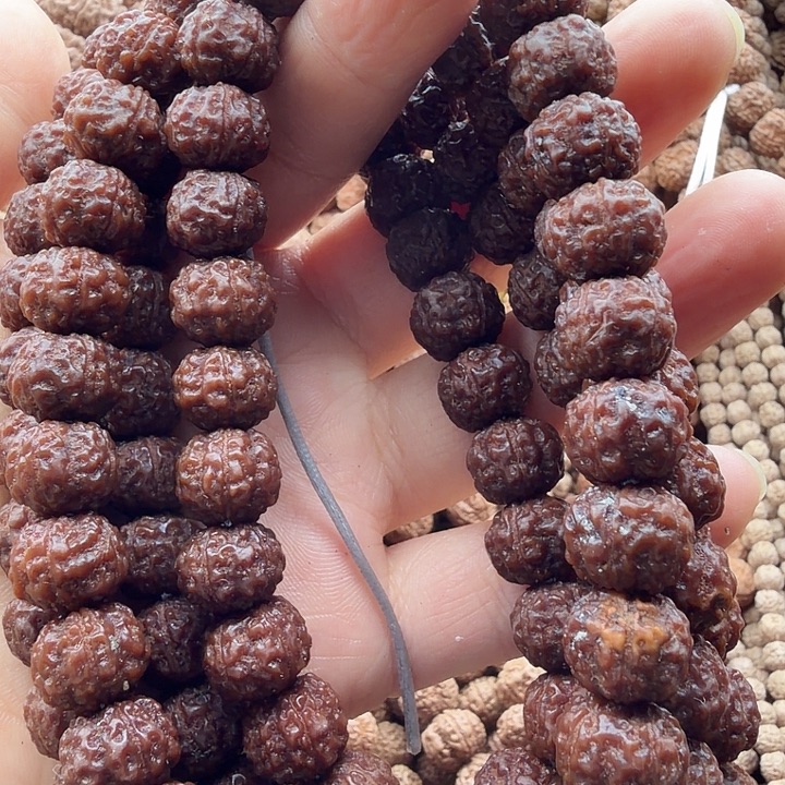 令***侠吊坠金刚菩提11左右