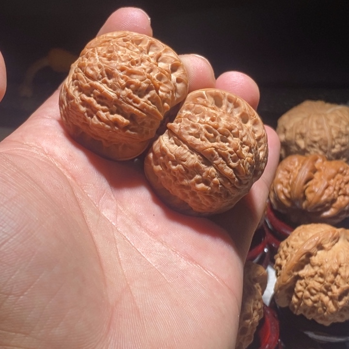 把件文玩核桃41.5血麒麟