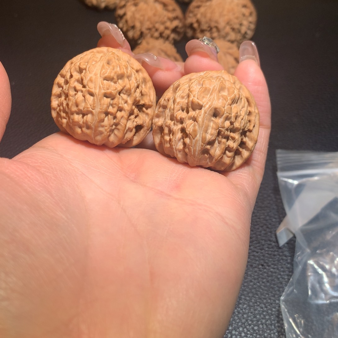 文玩核桃把件白狮子36