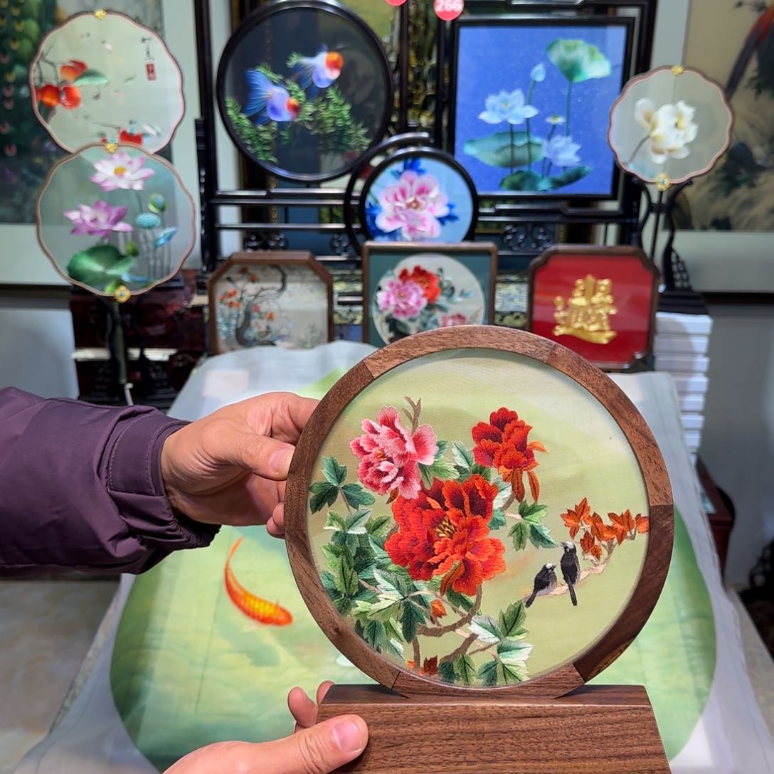 刺绣刺绣工艺精湛