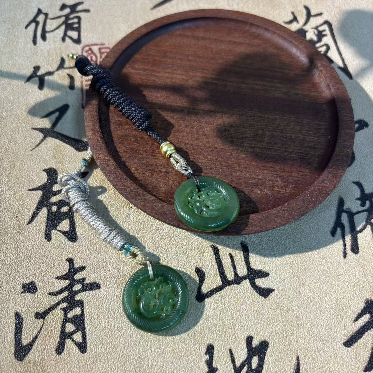 和田玉福龙平安扣套绳*（多样性发一件）