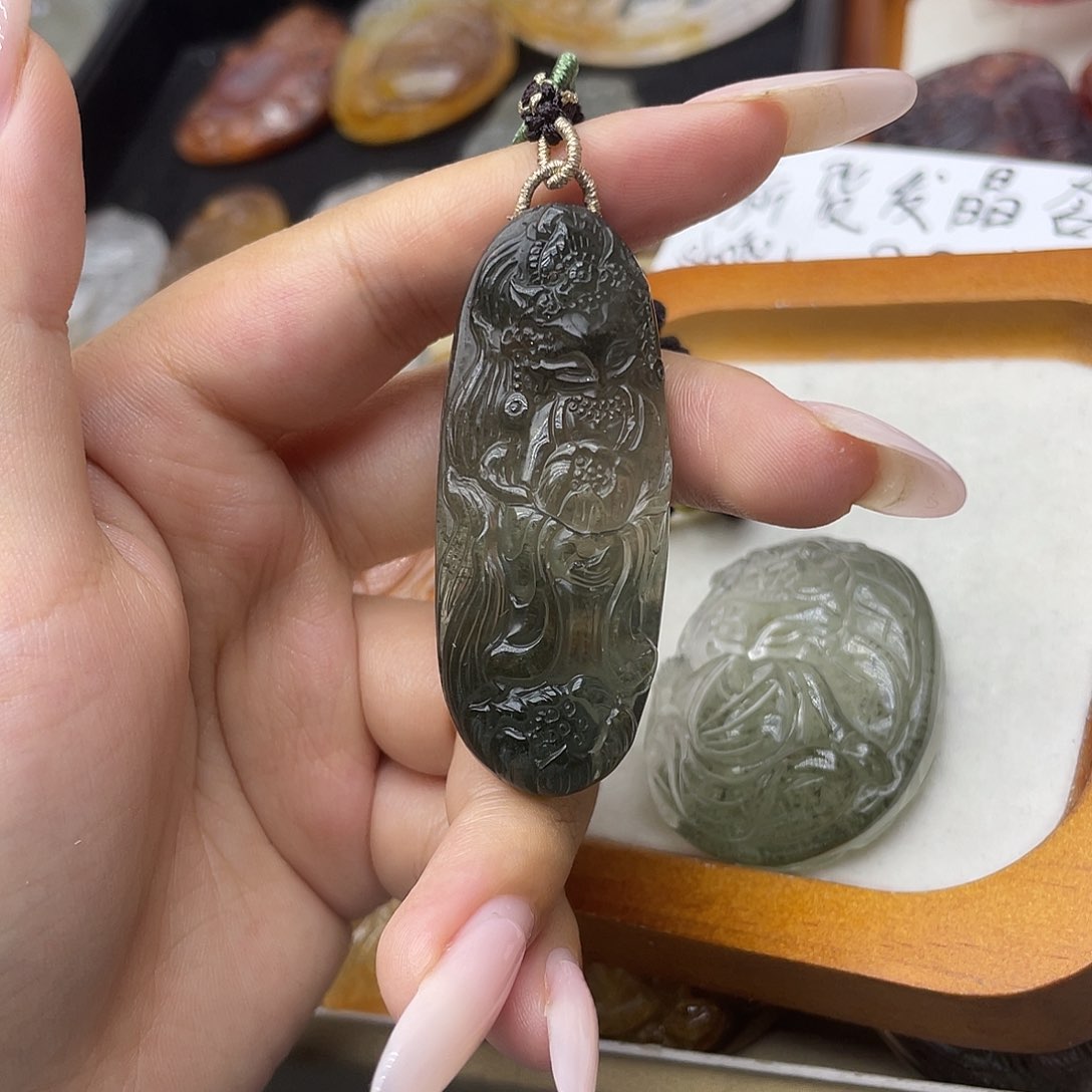颈饰未镶嵌水晶天然