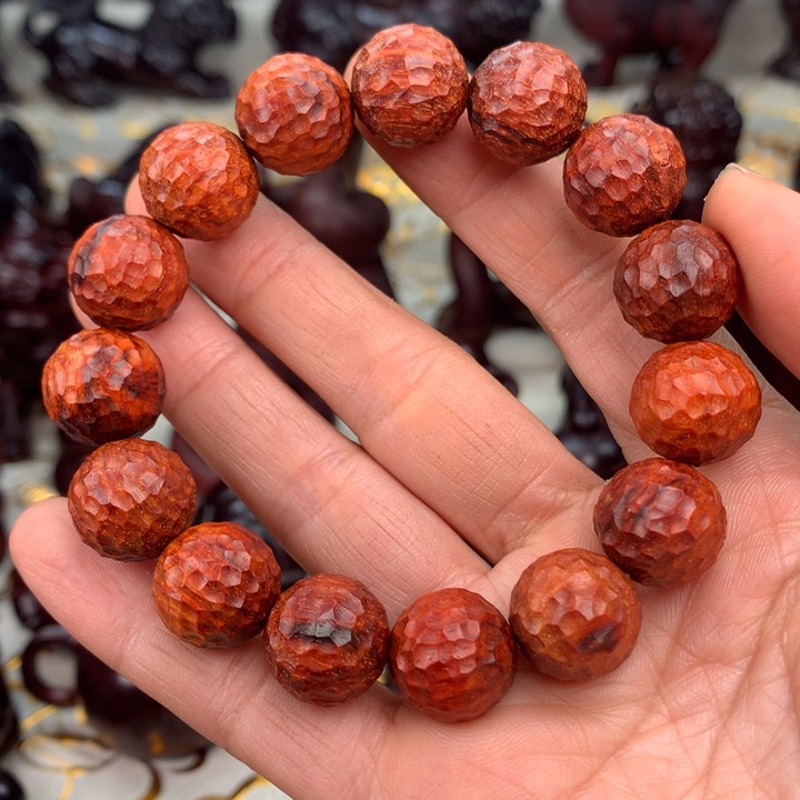 檀香紫檀（小叶紫檀）2**3