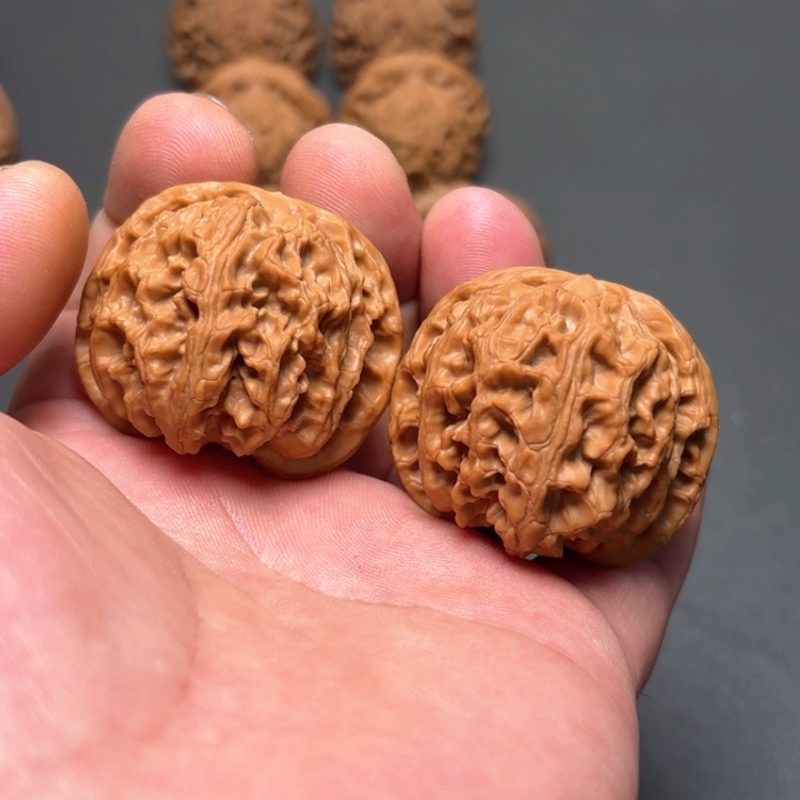 文玩核桃把件苹果