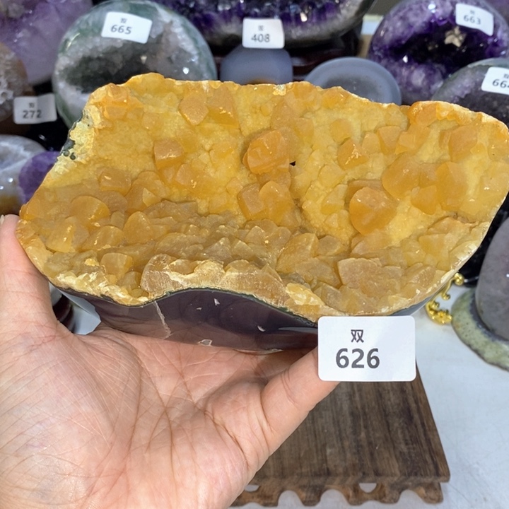 未镶嵌大型摆件（非配饰）水晶方解石