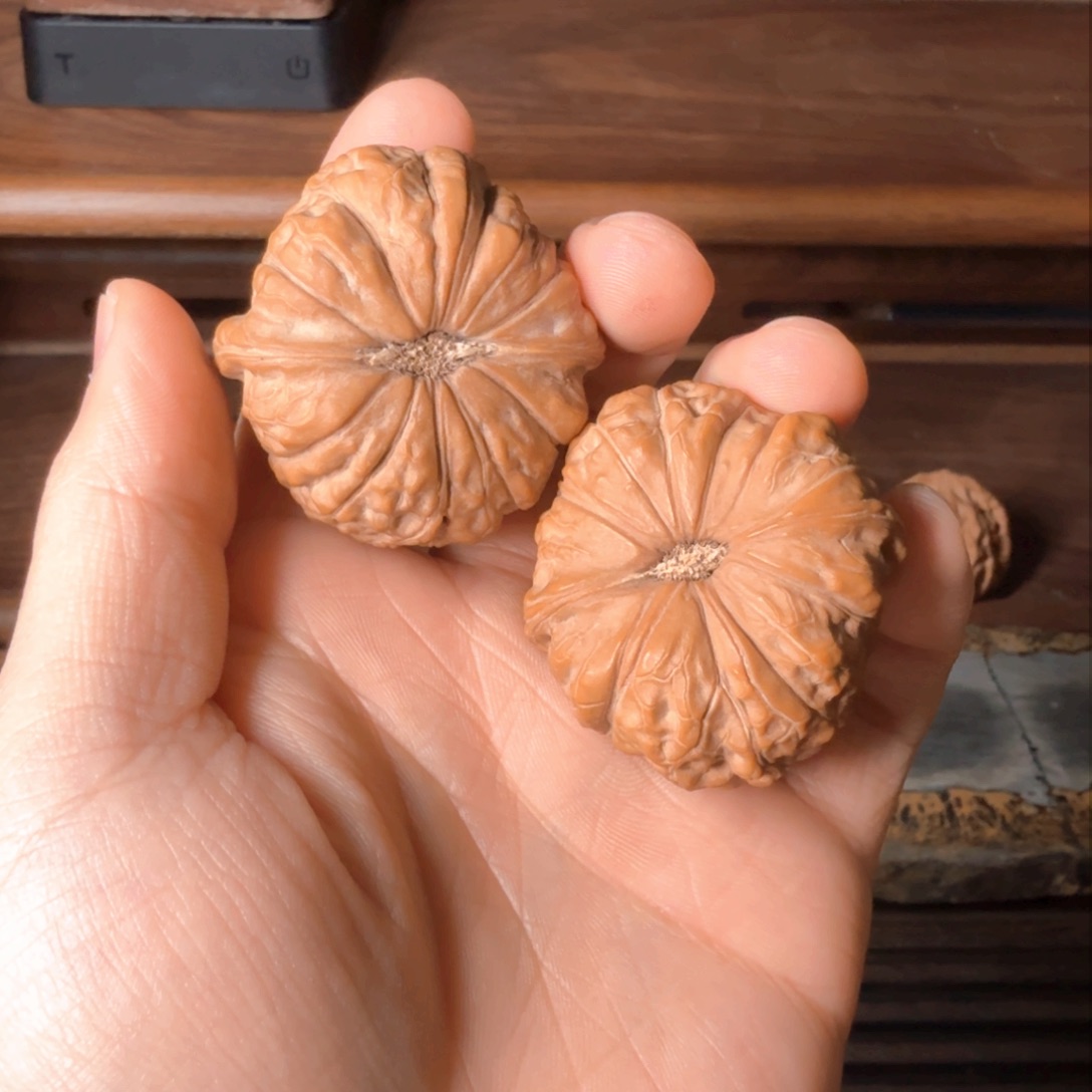 文玩核桃吊坠南瓜墩