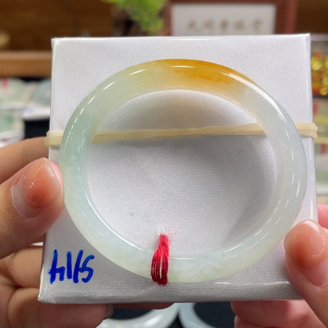 翡翠手镯未镶嵌52 贵妃