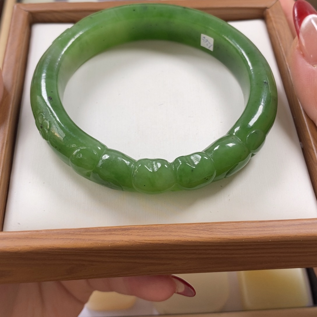 【闪购商品】和田玉手镯56.7未镶嵌