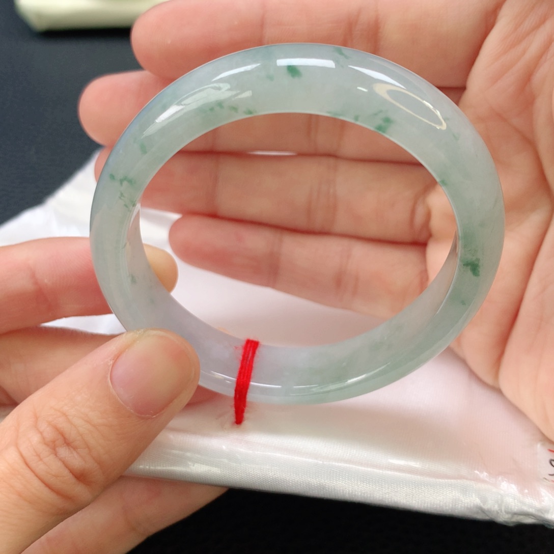 翡翠手镯未镶嵌贵妃54