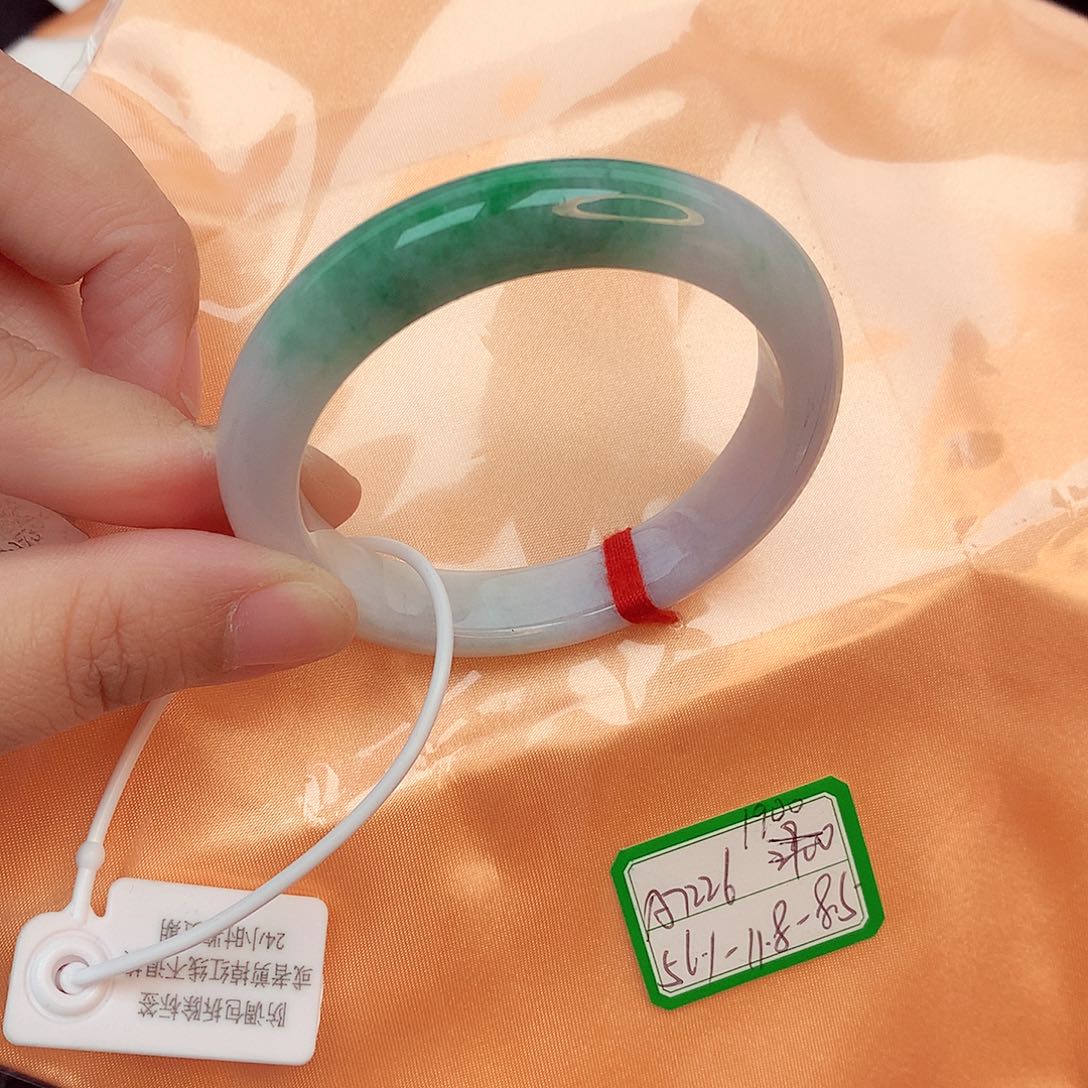 翡翠手镯未镶嵌天然缅甸翡翠A货