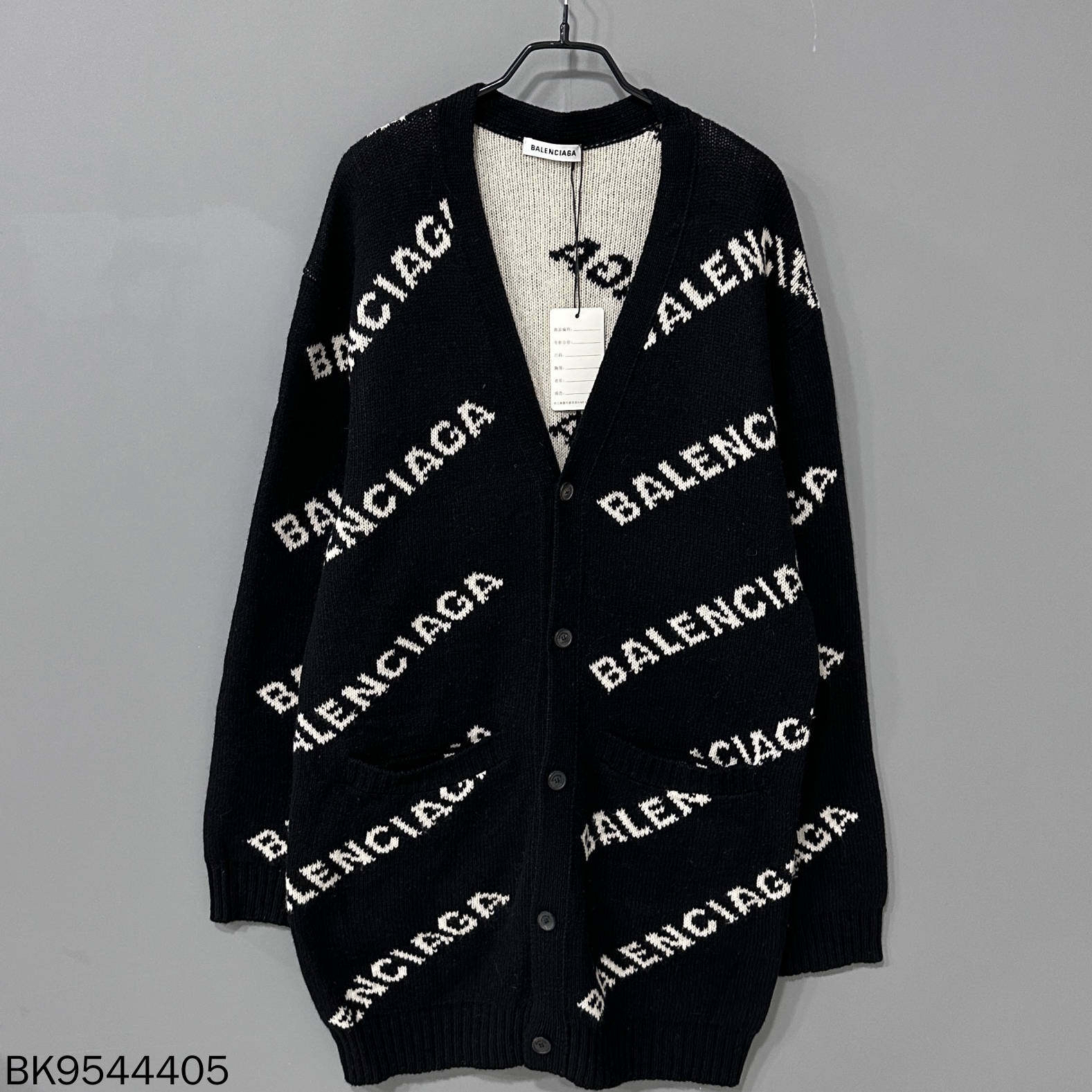 99新 Balenciaga/巴黎世家 弹幕满印logo针织开衫外套/38码/44405