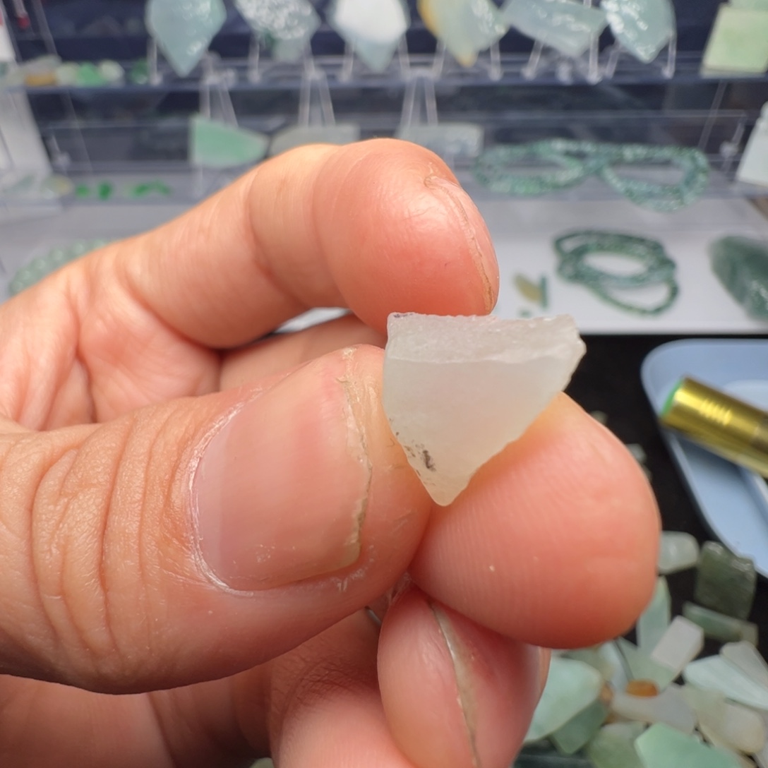 翡翠裸石缅甸翡翠A货