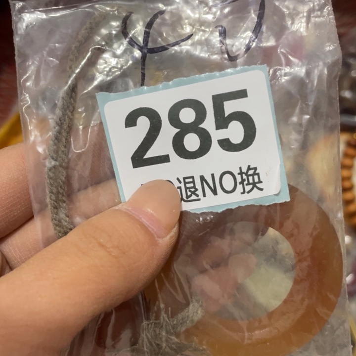 万***哥陶瓷直播间火爆热销