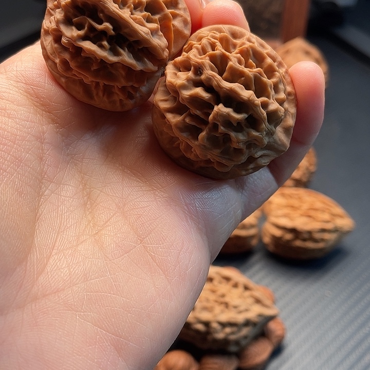 嘿***。核桃手串/手链秦岭