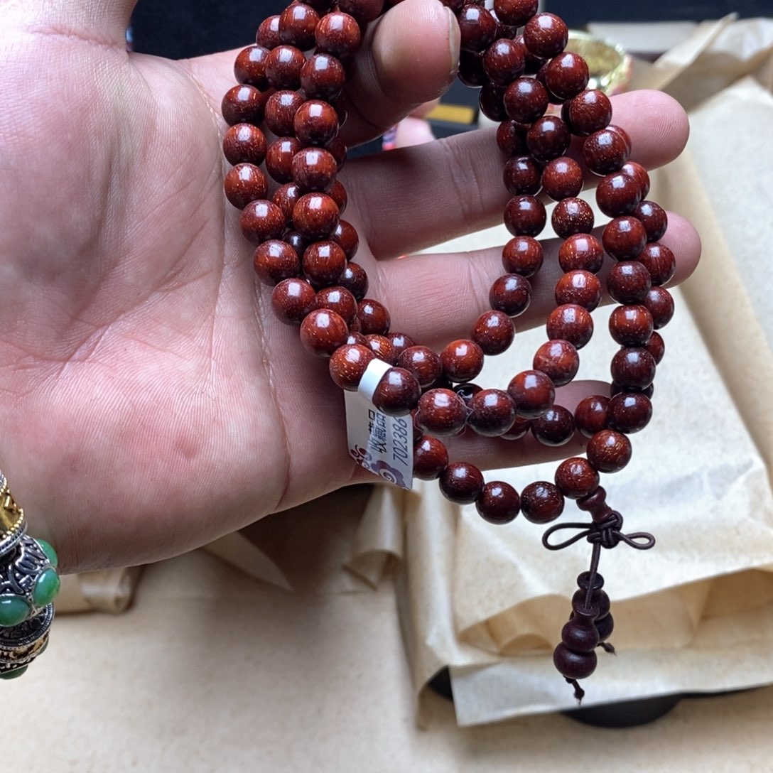 大叶紫檀（黑酸枝木类）