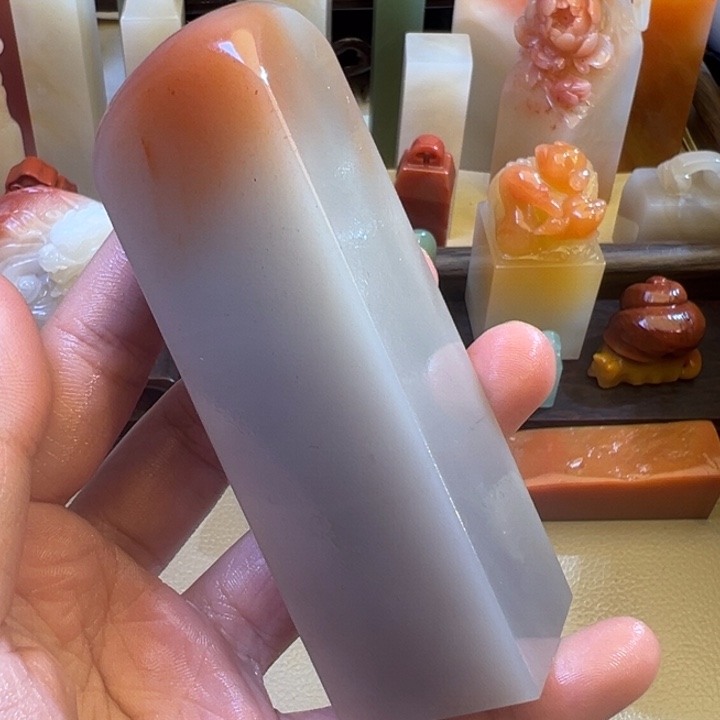 汤***子寿山石印石紫罗兰