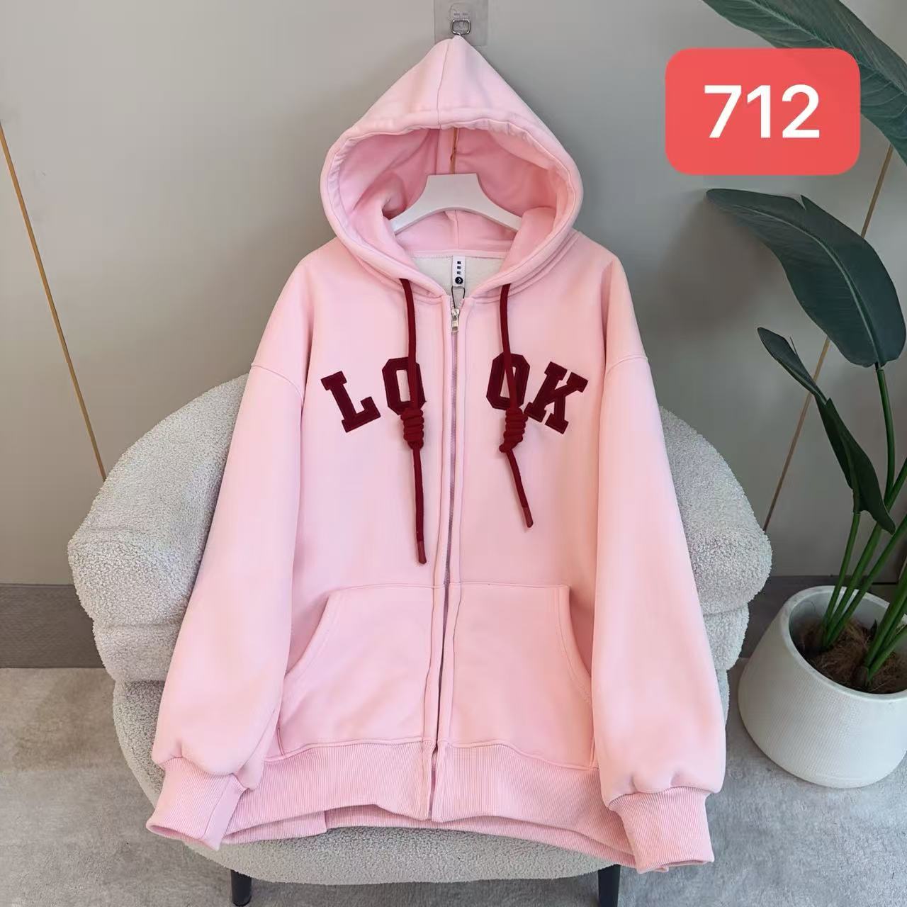 品牌  潮流重工刺绣时尚（特定升级面料）加绒外套（712）