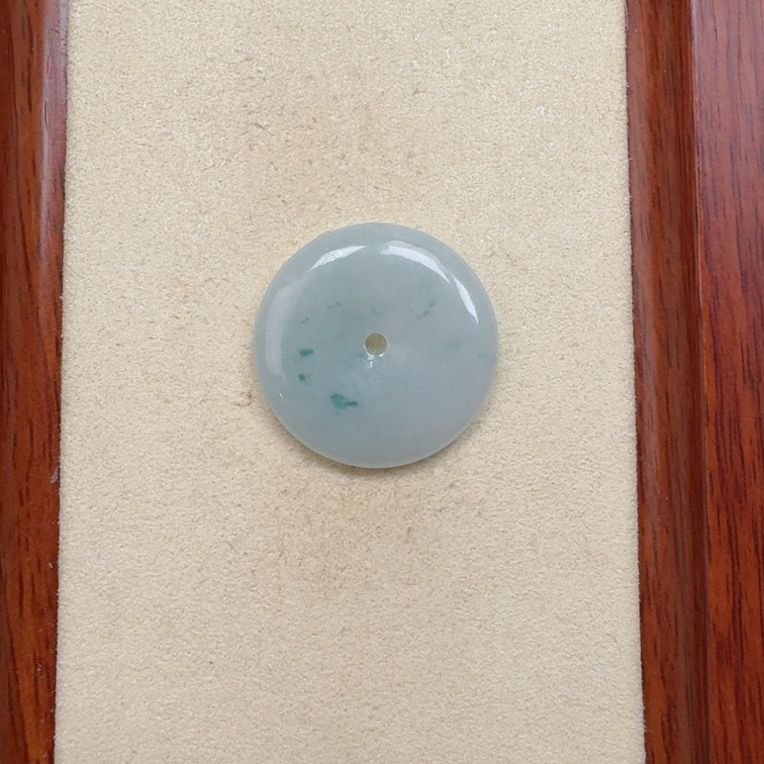 翡翠吊坠(不含链)未镶嵌瘦***u孤品