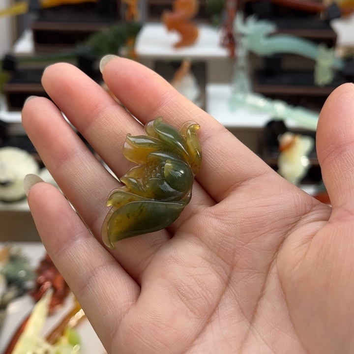 蛇纹石玉未镶嵌岫玉发簪