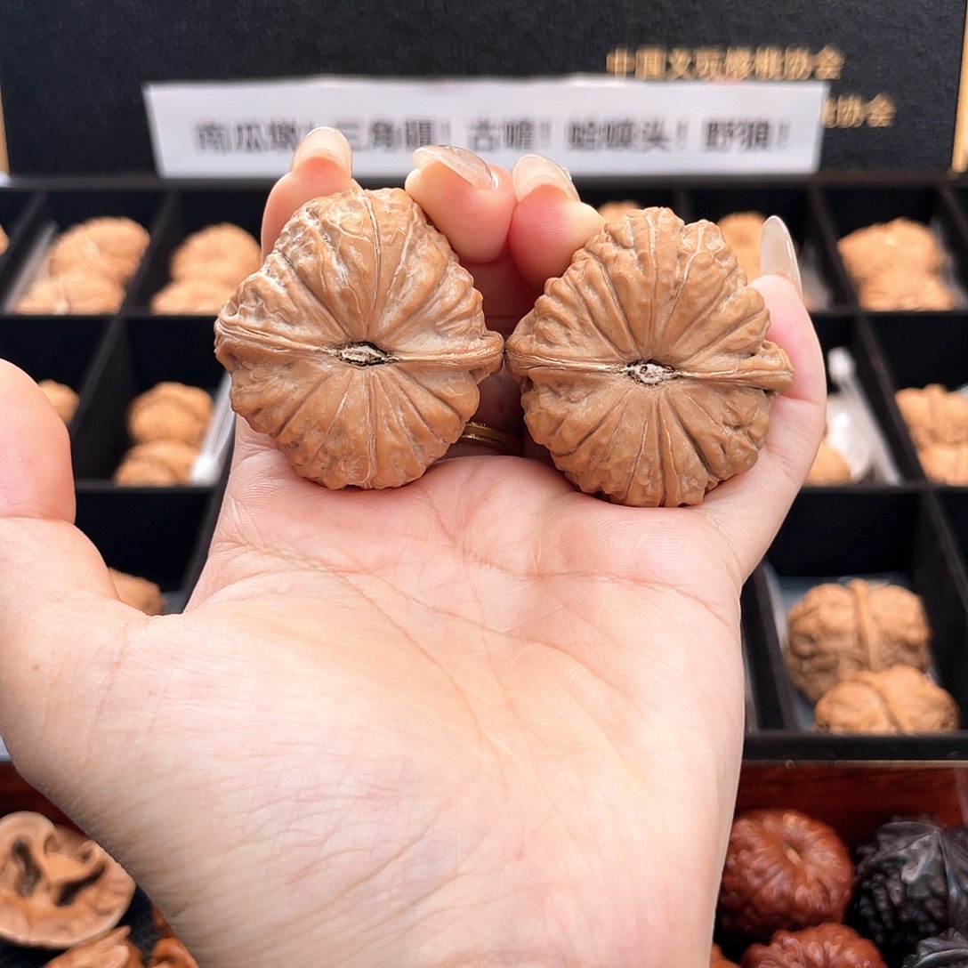 把件文玩核桃40南瓜全品近圆一字凹底近正4020