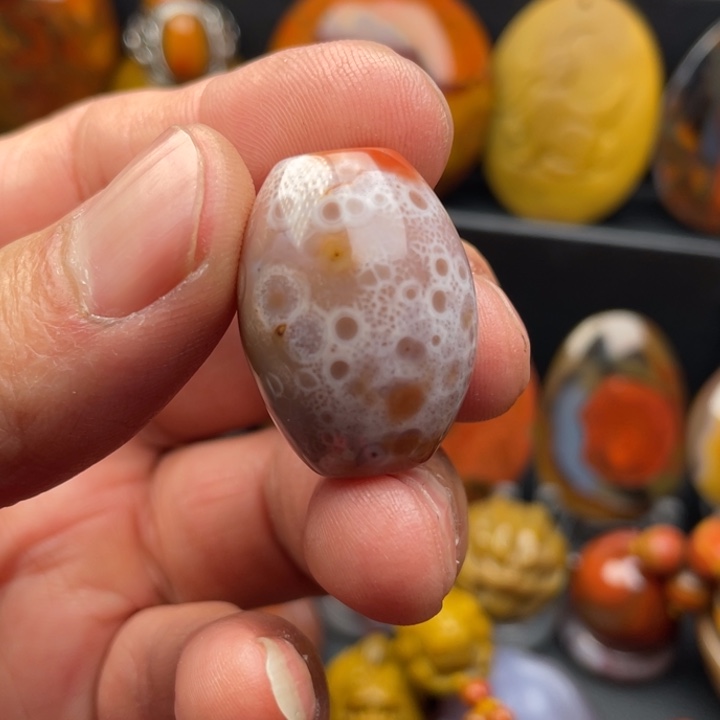 玛瑙/玉髓颈饰未镶嵌