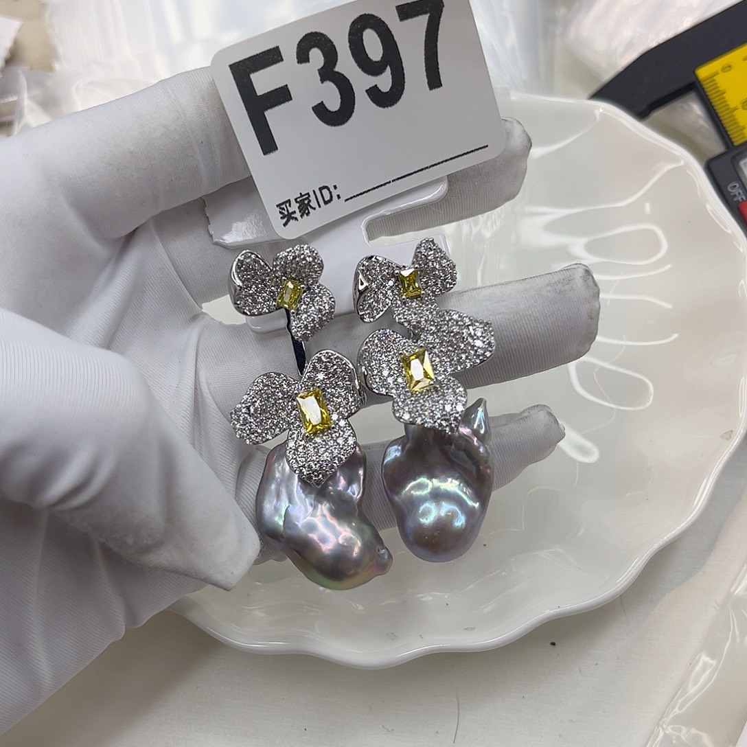 淡水珍珠耳饰合金