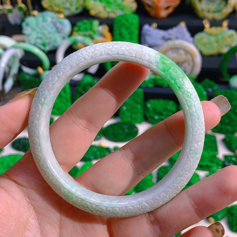 【闪购商品】翡翠手镯未镶嵌白底青