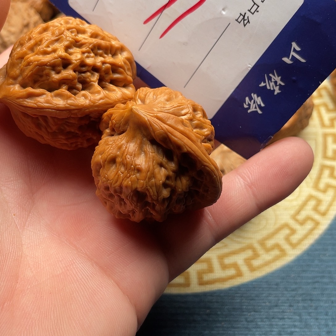 C***哥文玩核桃闪电购271