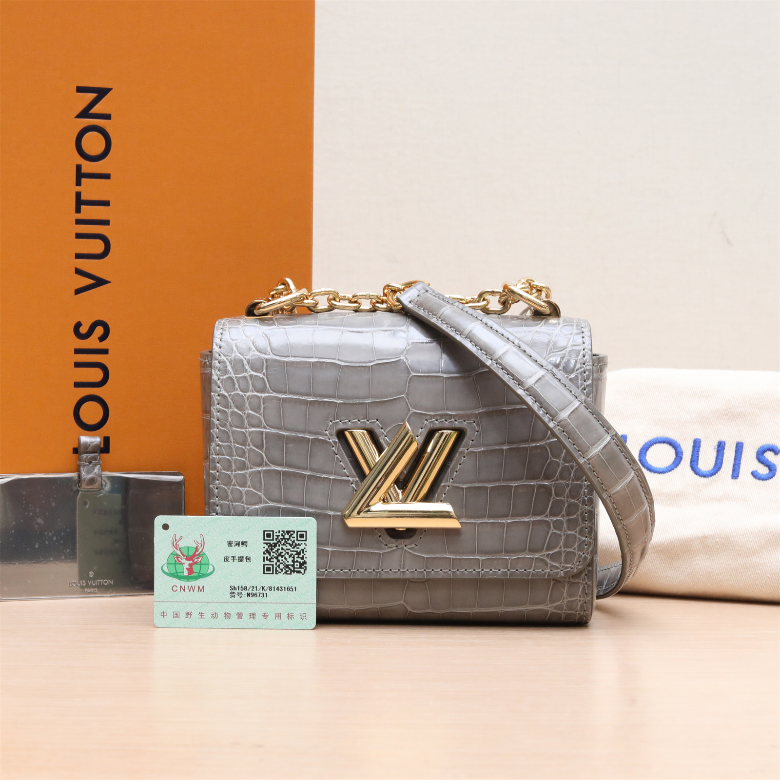 99新 LouisVuitton/路易威登 活动【小花Han】Twist min鳄鱼皮芯片