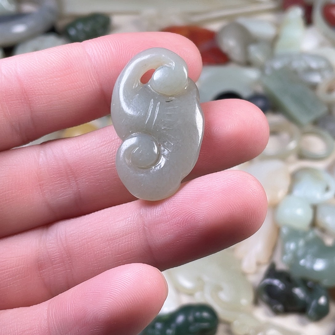 和田玉（糖玉）未镶嵌颈饰